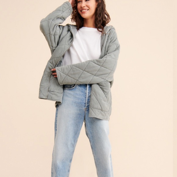 Freja Quilted Jacket - Picture 4 of 7